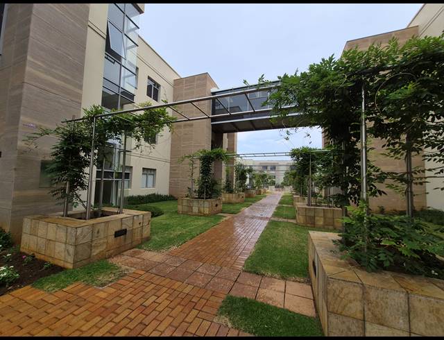 1,013M² OFFICE TO LET IN ILLOVO